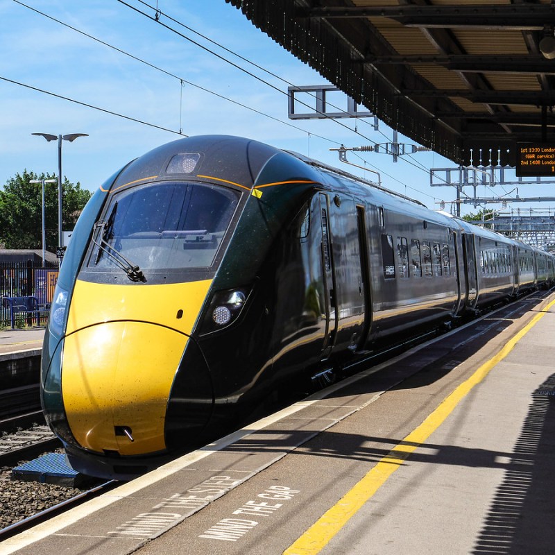 The Untapped Potential of Commuting by Public&nbsp;Transport